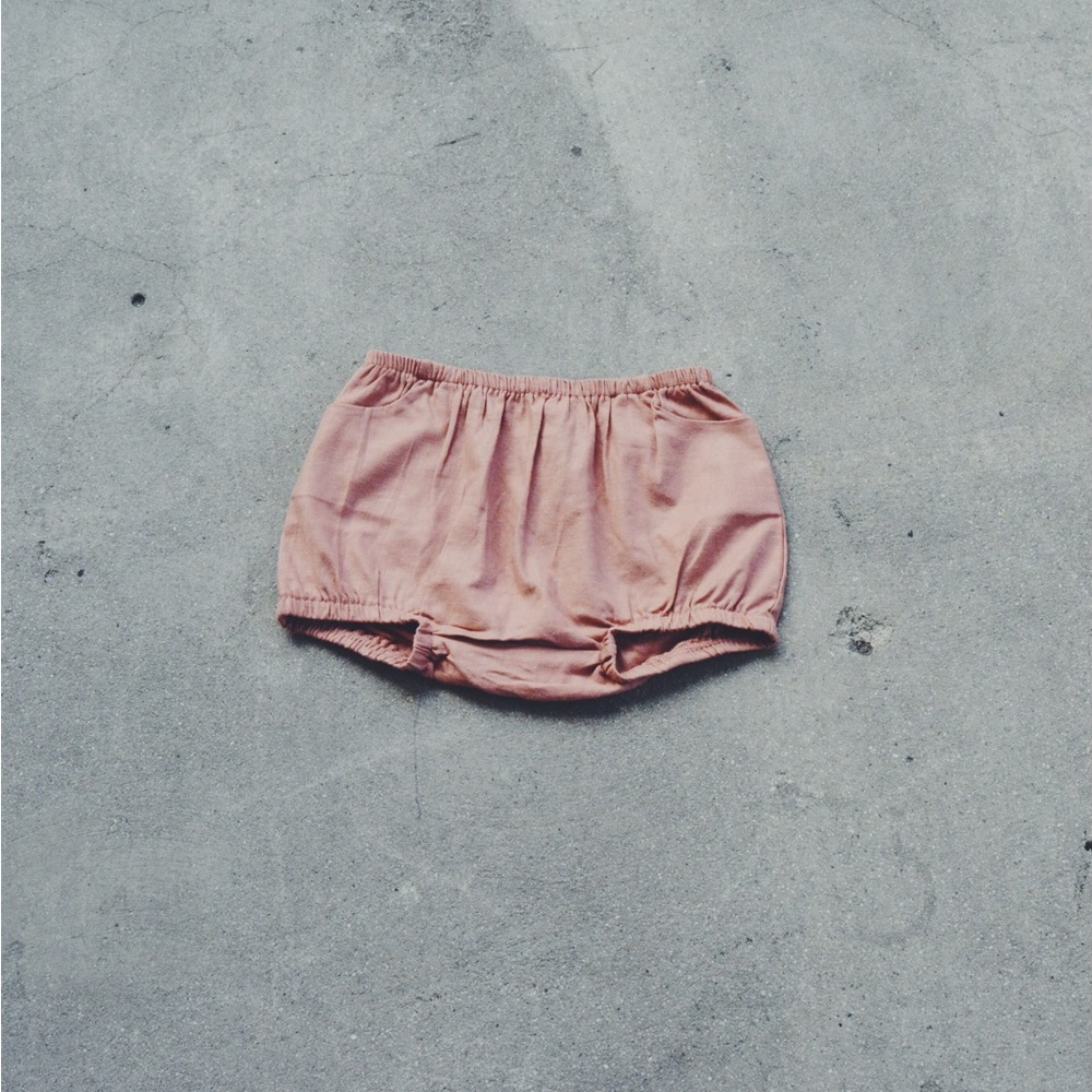 e Lou Modern + Minimalist Children’s wear